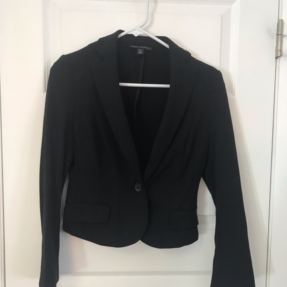 Banana Republic Black Cropped Blazer Size 0.
